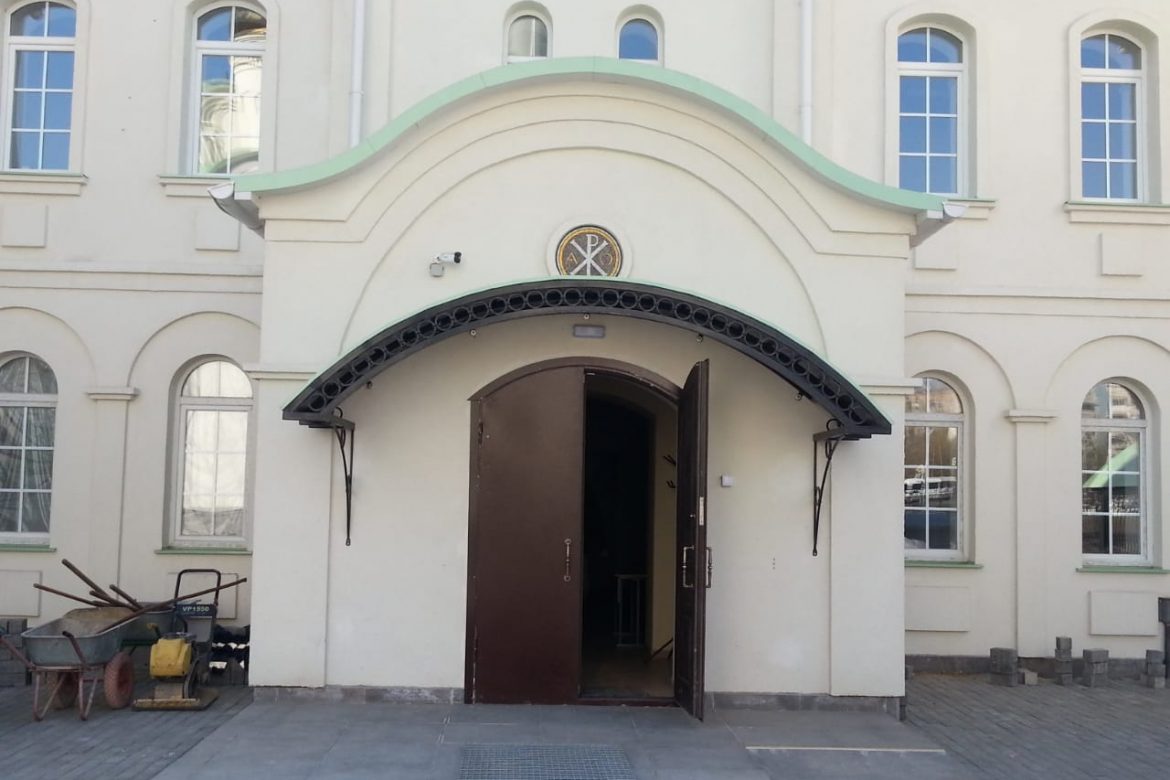 Козырьки, навесы